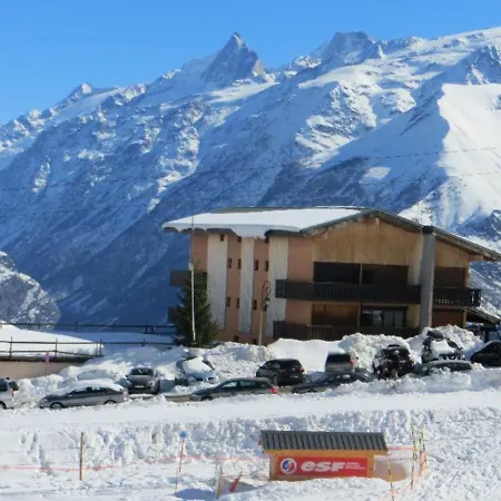4 Pers Au Pied Des Pistes Avec Parking - En Oisans - Fr-1-297-62 Apartment Auris