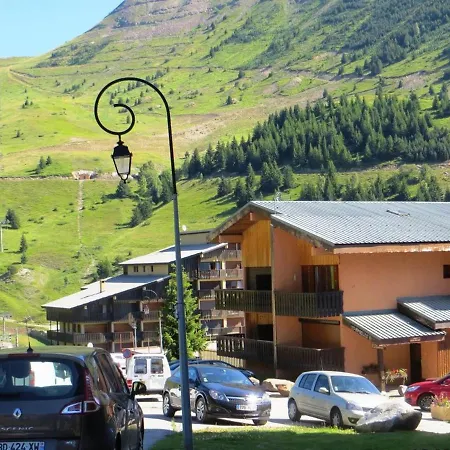 4 Pers Au Pied Des Pistes Avec Parking - En Oisans - Fr-1-297-62 Auris
